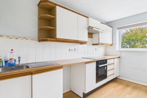 CAM01740G0-PR0456-STILL007