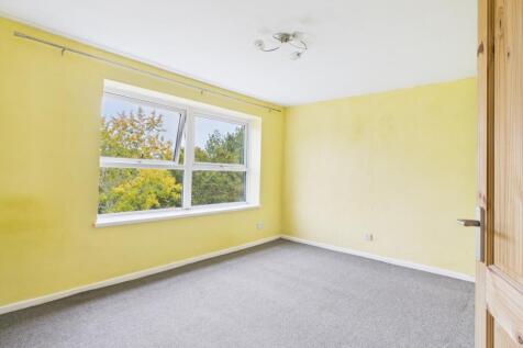 CAM01740G0-PR0456-STILL001