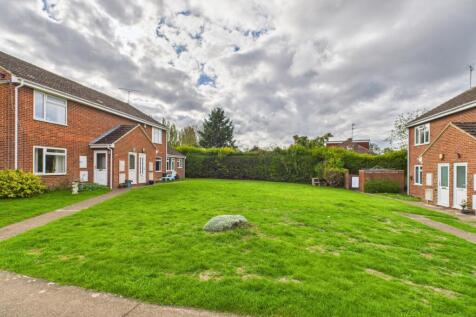 CAM01740G0-PR0453-STILL011