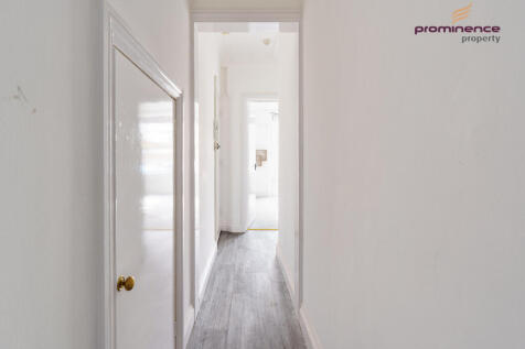 Lorna Road-7