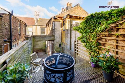Shanklin Road-12_lge