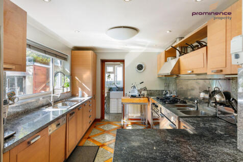 Ashdown Avenue-25
