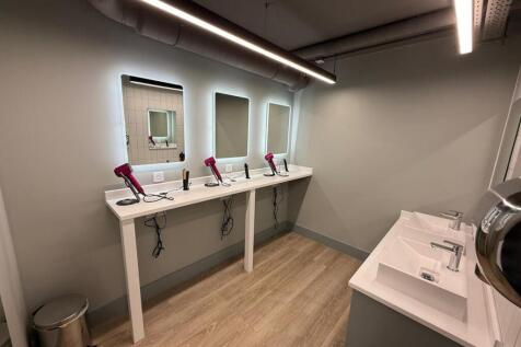 WhatsApp Image 20251119 at 145642_fe7a7329.jpg