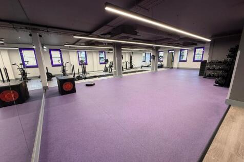 WhatsApp Image 20251119 at 145643_b644e90d.jpg