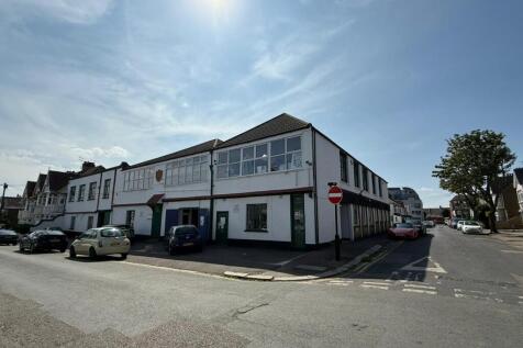 WhatsApp Image 20250808 at 160557_6d9bccb6.jpg