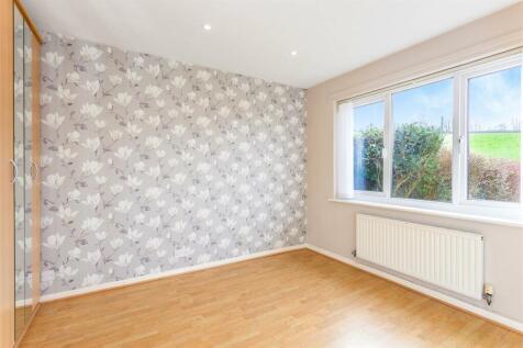 Bedroom One1.jpg
