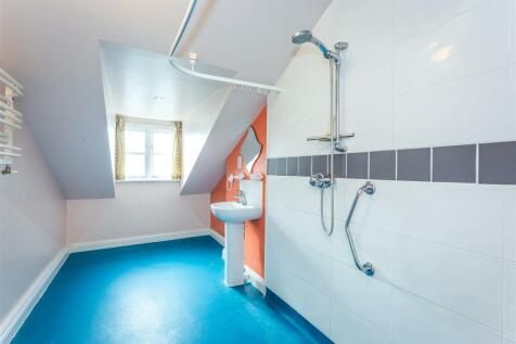 Shower Room2.jpg