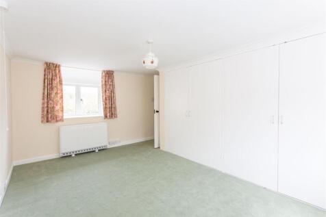 Bedroom One2.jpg
