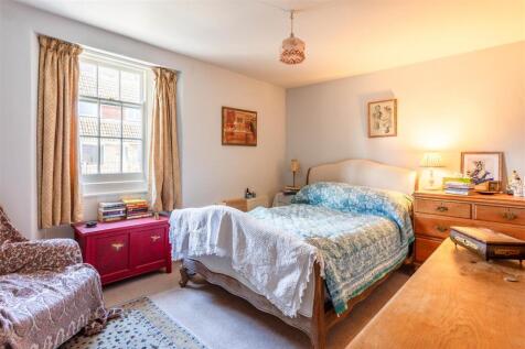 Bedroom One-6.jpg