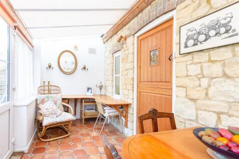 Sunroom1.jpg