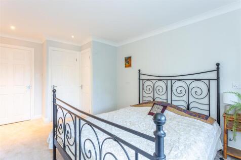Bedroom One-2.jpg