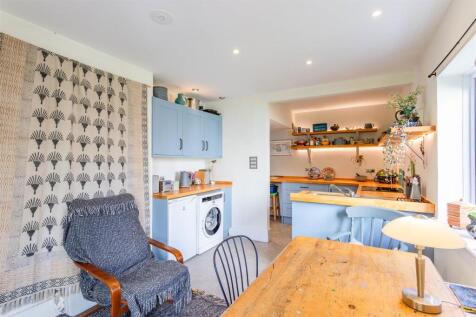 Kitchen Diner2.jpg