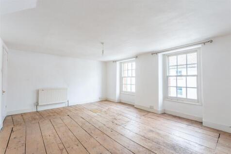 Bedroom One2.jpg