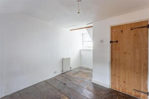 Bedroom Three3.jpg