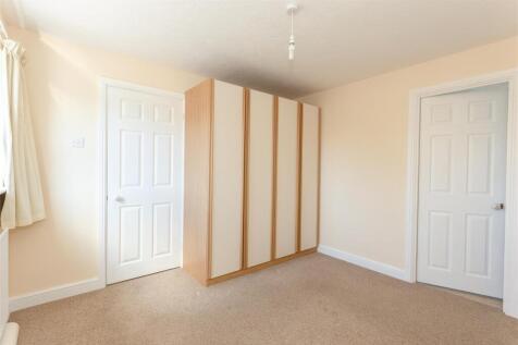 Bedroom One.jpg