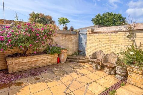 Garden2.JPG