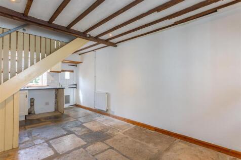 Living Room.jpg