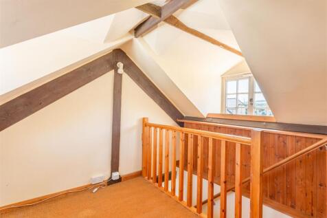 Attic4.jpg