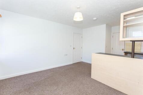 Living Room1.jpg