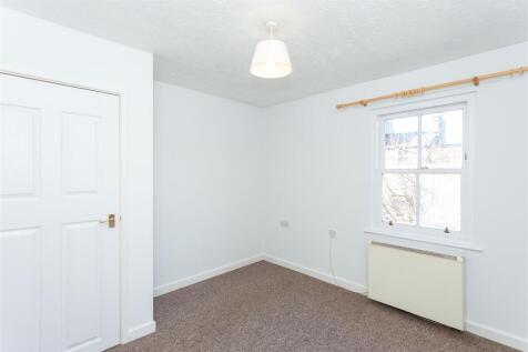 Bedroom One2.jpg