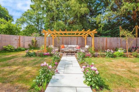 Pergola Seating.jpg