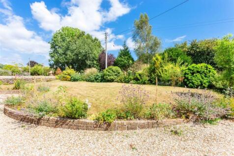 Front Garden1.jpg