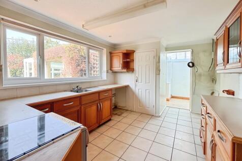 pbox-kitchen-321847.JPG
