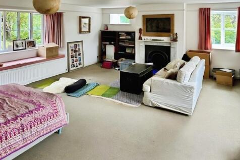 pbox-living_room-334505.jpeg