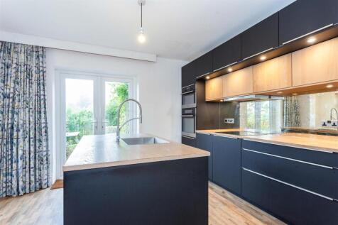 Kitchen Diner2.jpg