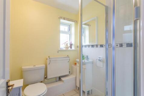 Shower Room.jpg