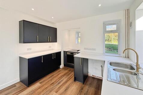 Kitchen Diner (1).jpg