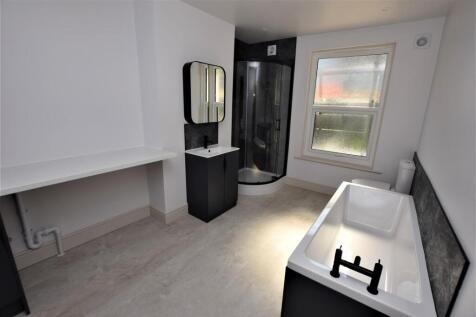 Bathroom / Utility Room
