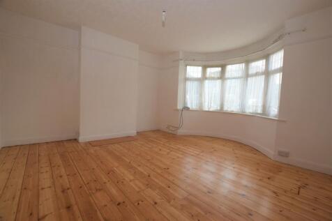 LIVING ROOM 2.jpg