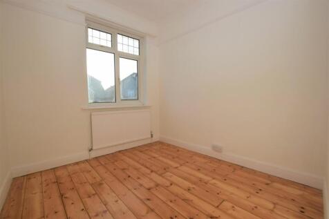 BEDROOM 3.jpg