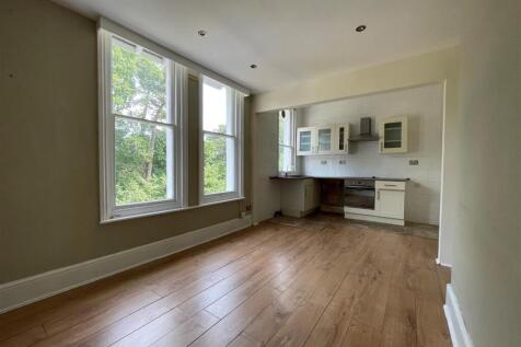 Living room 1.jpg