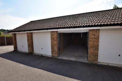 Single garage Enbloc.