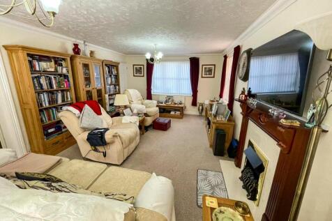 tlc_1bd9218a-eacd-4372-9c34-c4ec599136ab_fff5936.j