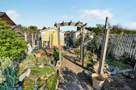 tlc_baaf1cf1-eea5-436a-9df0-fd38fd34e8bc_0572ebb.j