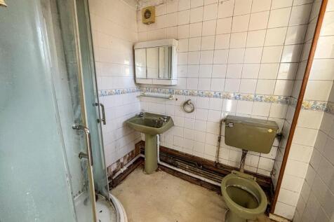 tlc_c28268da-d7c7-42e5-8eb2-53c95e7ace40_4e3e7b8.j