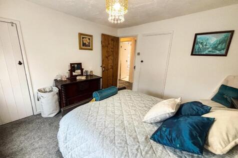 tlc_e1b9e7f9-3809-424e-bde4-2e6242e91f32_7f78f56.j