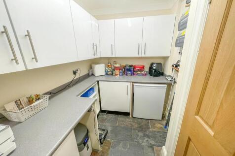 tlc_06723c12-f1bb-435c-8fde-19ebcba57187_0de502d.j