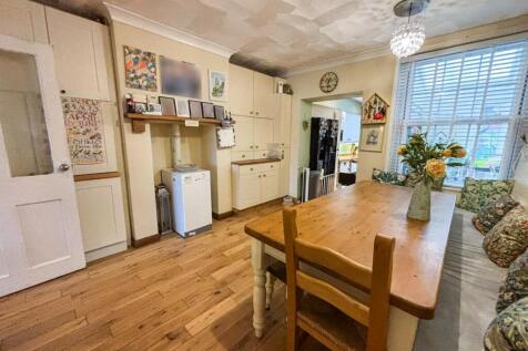 tlc_1a73bd07-5631-47ea-b18f-34ca833bae13_e67e297.j