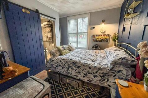 tlc_d1733a5e-2304-4509-9f52-8c1c45fa41df_399f81e.j