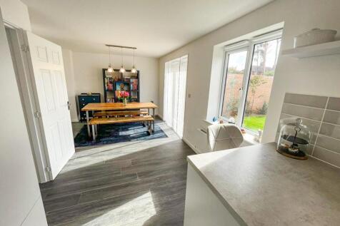 tlc_8cdc6d65-5e27-402d-8f1c-07babb0d15df_c5c743a.j