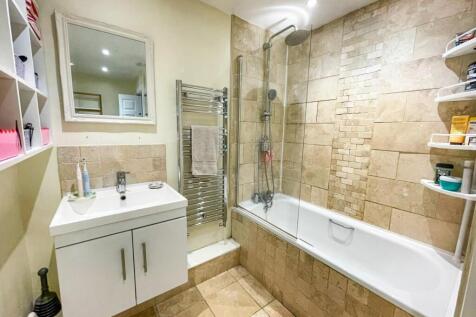 tlc_a7a6c91a-7213-44c7-91a3-a125c3652ada_ad87bcc.j