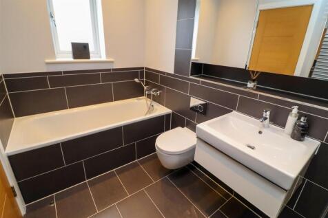 En Suite (1st Floor)