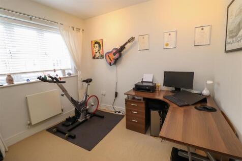Bedroom 3 (1st Floor)