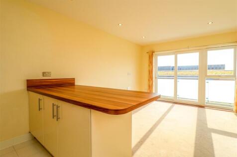 Lounge/Kitchen