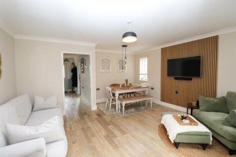 Living/Dining Room
