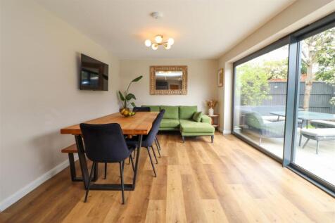Kitchen/Family Room